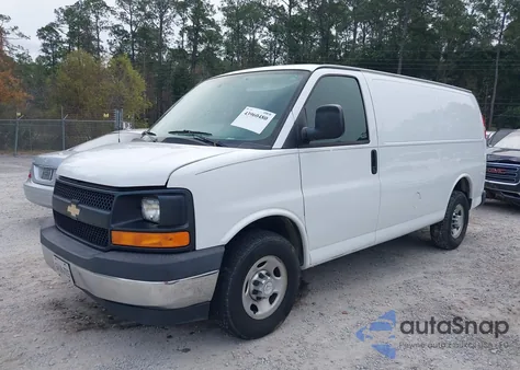 2017 Chevrolet Express 2500 Work Van z USA, uszkodzony, nr VIN 1GCWGAFG4H1239704